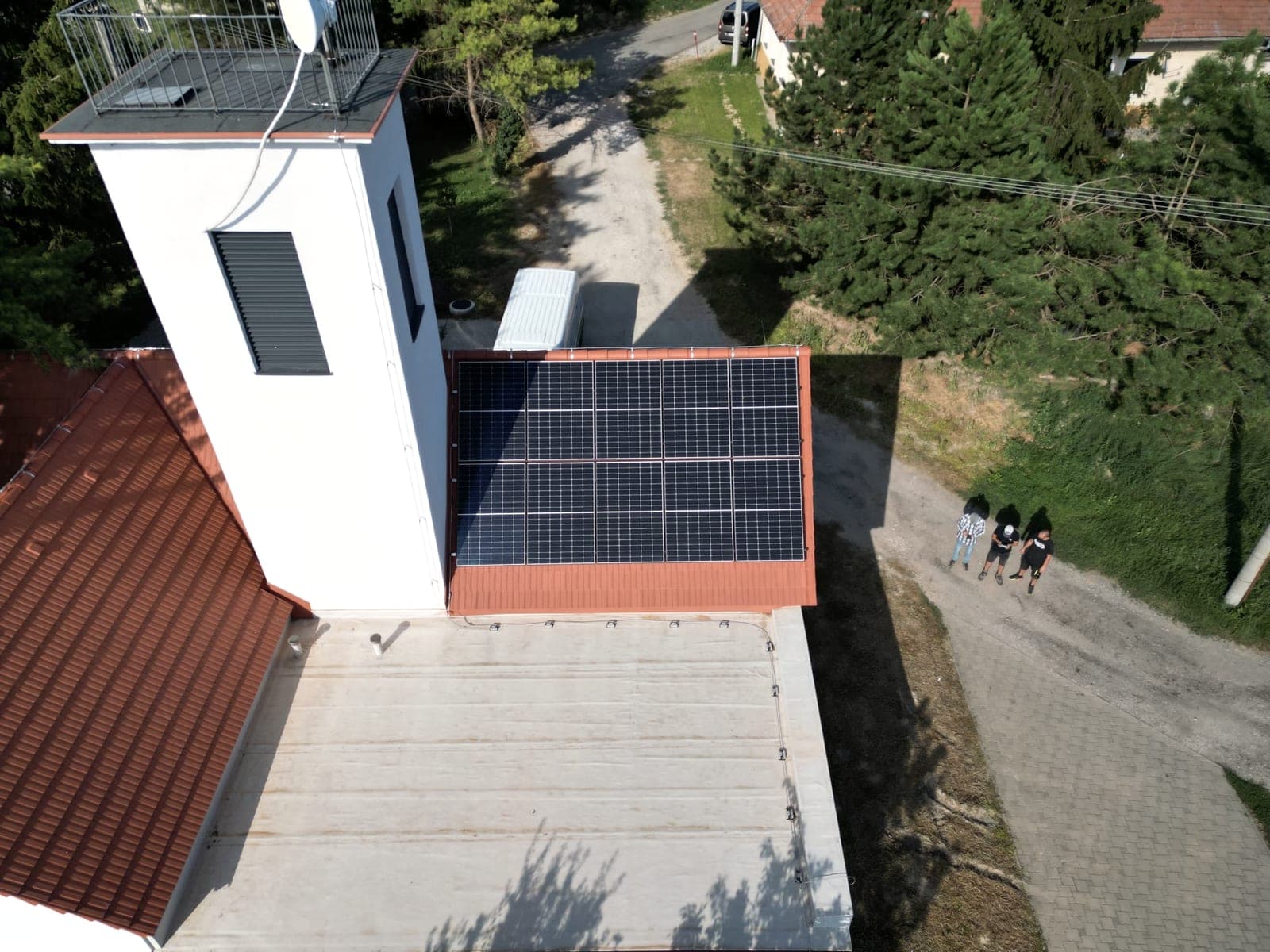 JOMAKSTAV, Mojmírovce, 4,2 kWp (1/3)