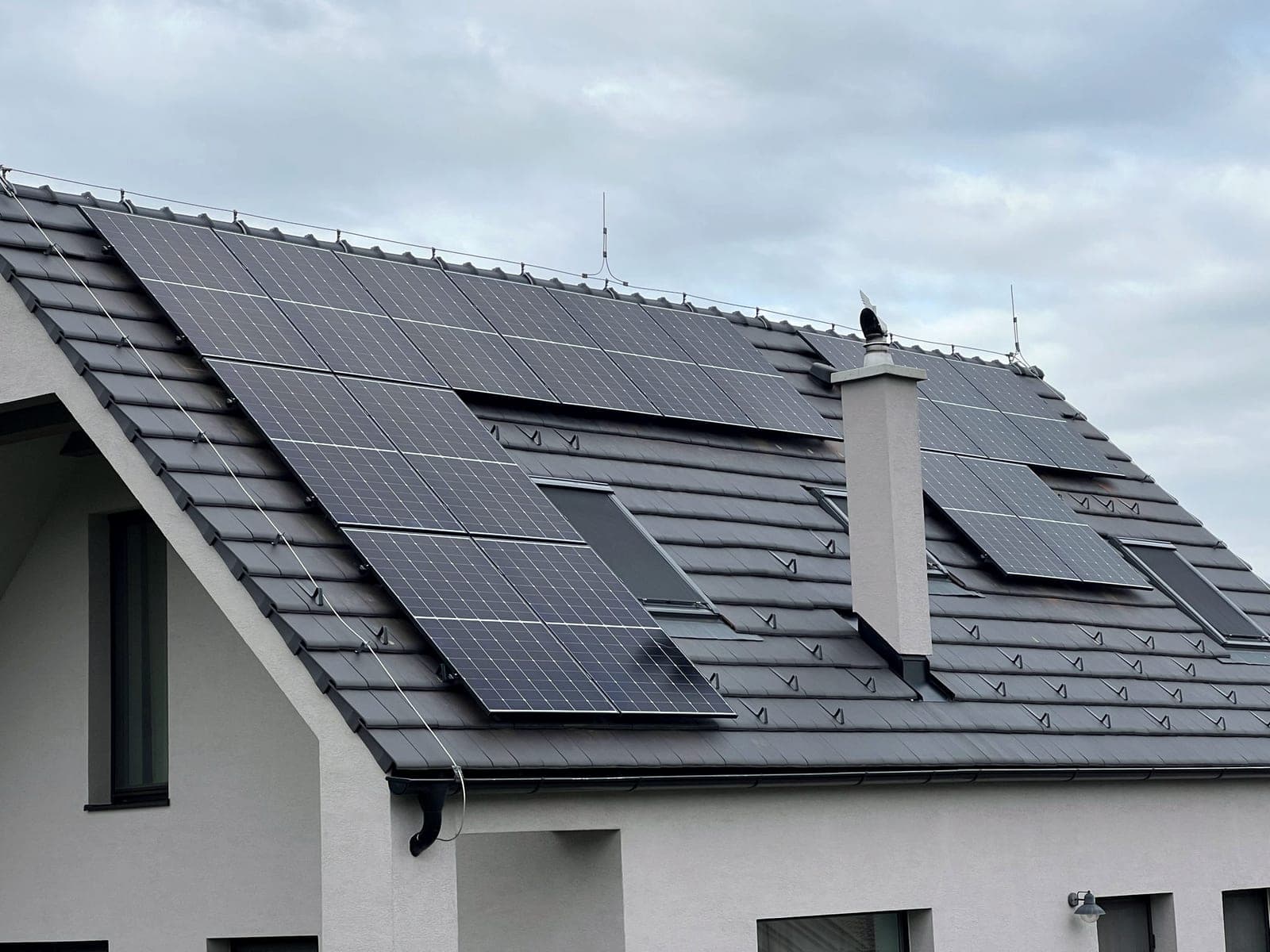 Einfamilienhaus Dubová, Dubová, 6,5 kWp (1/5)