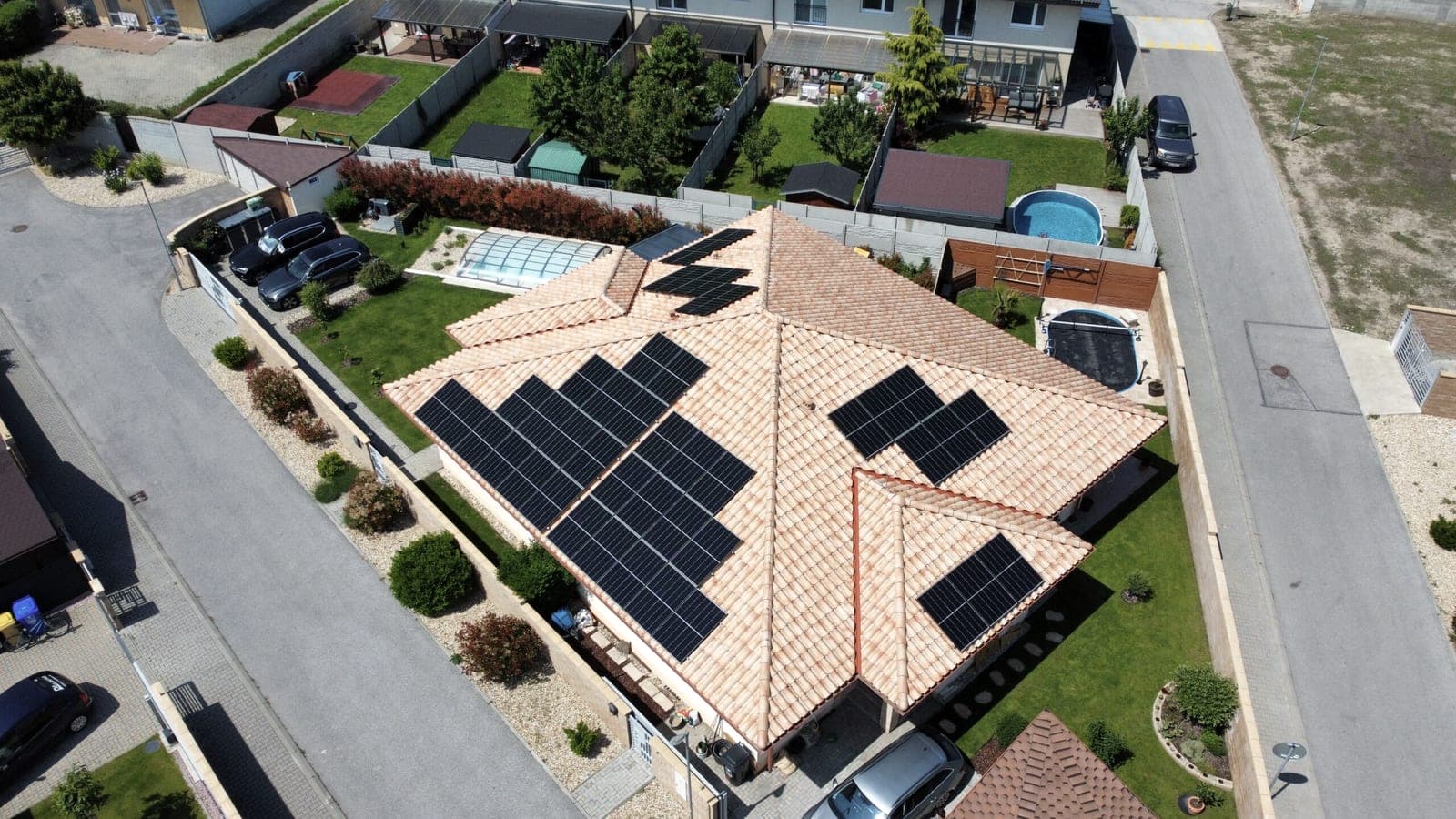 Einfamilienhaus Rovinka, Rovinka, 8,6 kWp (1/3)